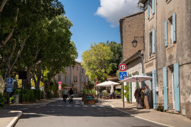 main square in goult france